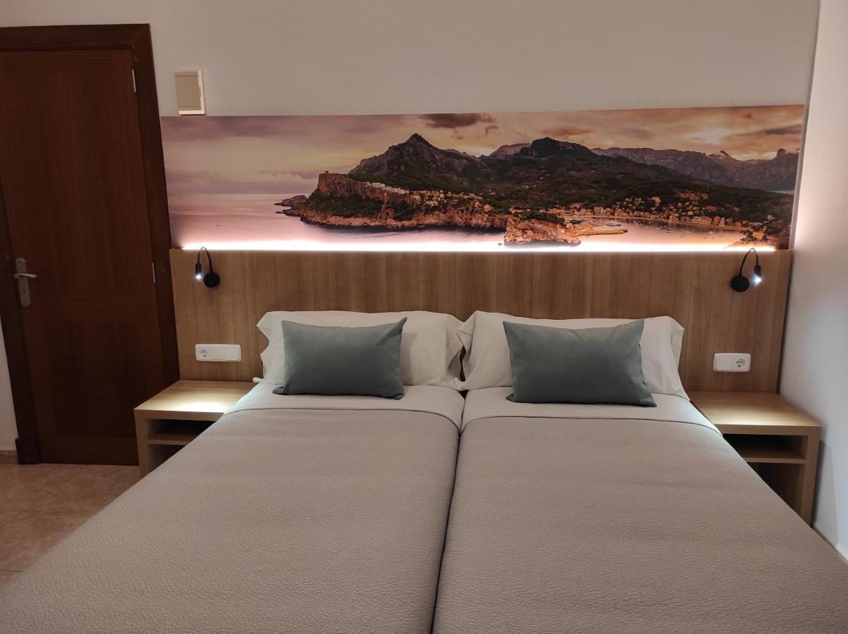 Hostal Nadal Soller Exterior photo