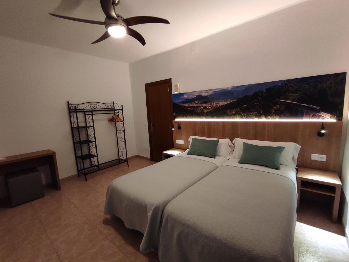 Hostal Nadal Soller Exterior photo