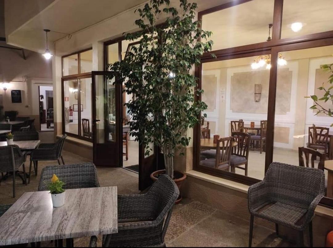 Hostal Nadal Soller Exterior photo