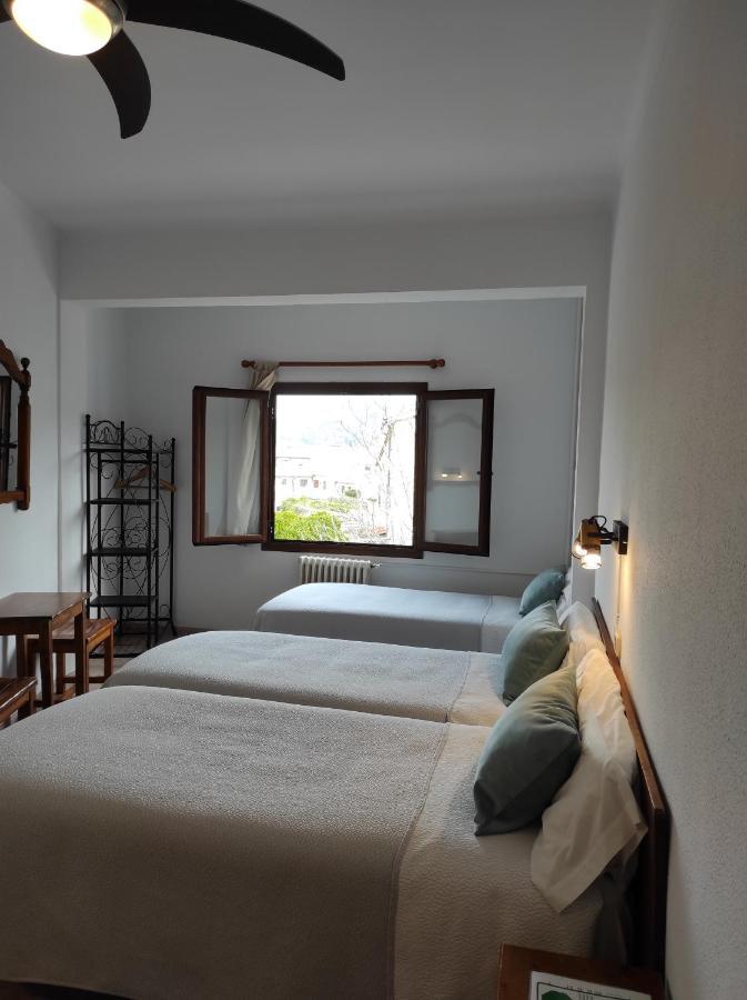 Hostal Nadal Soller Exterior photo