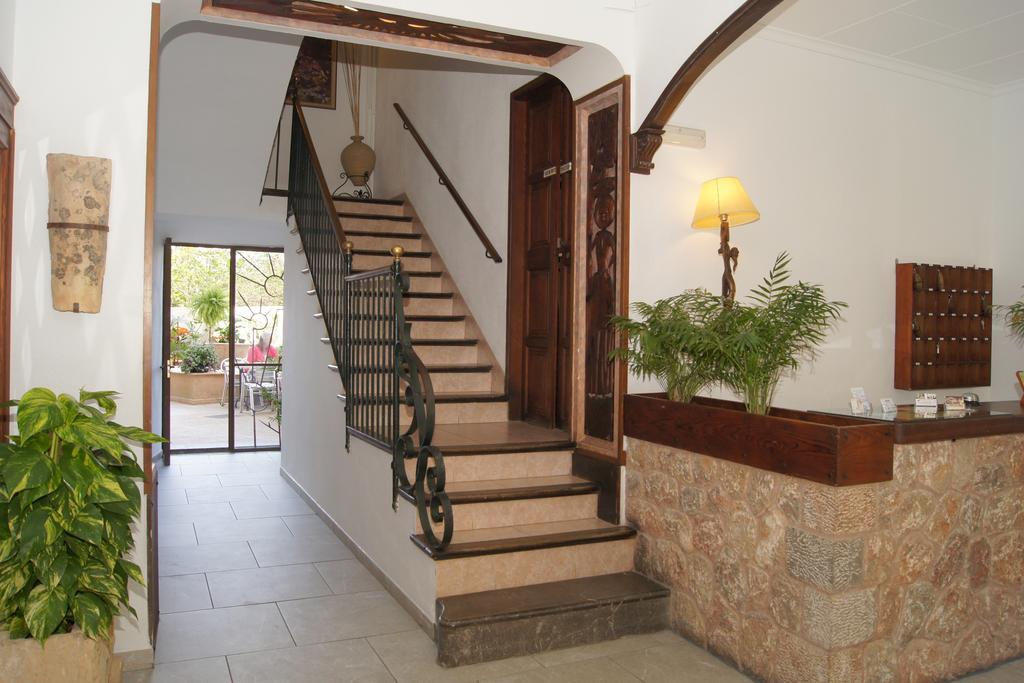 Hostal Nadal Soller Exterior photo